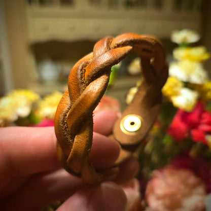 Women's Braided Leather Bracelet