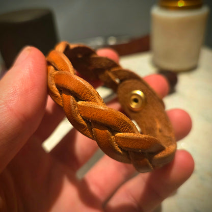 Women's Braided Leather Bracelet